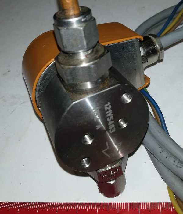 121V5463 - selenoid valve .. použitý/used   .. cena na dotaz / price on request