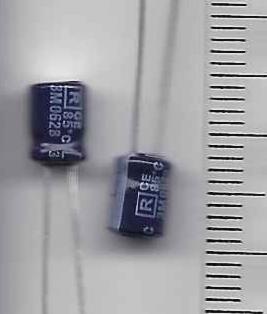 není skladem - elektrolytický C 10uF 50V 85st  .. balení 400ks za 40Kč