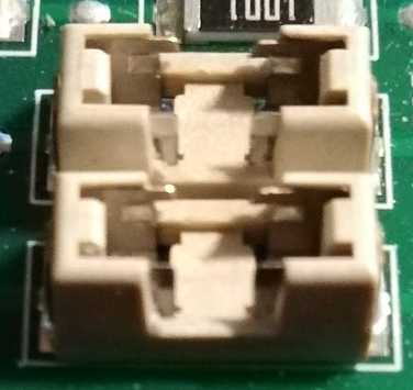 155900 Series OMNI-BLOK® Fuseblock, zapájeno na desce .. balení 10ks za 90Kč