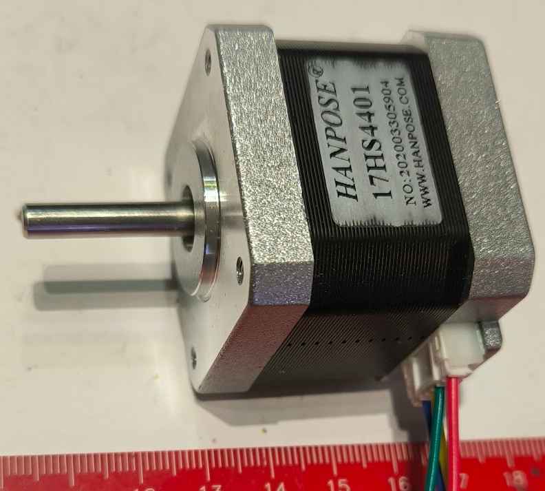 Krokový motor NEMA 17 17HS4401 0,4Nm + kablik