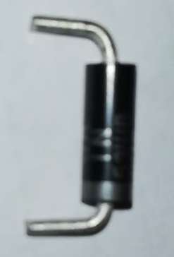 1N5341BRLG - DIODE ZENER 6.2V 5W AXIAL - nastřihané, ohnuté vývody .. balení 100ks za 100Kč