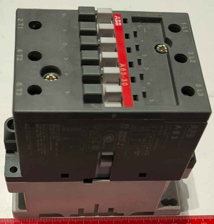 ABB Contactor 65 A 3 Pole A63-30-00 110V 50Hz / 110-120V 60Hz – 1SBL371001R8400, nový,    .. cena na dotaz / price on request