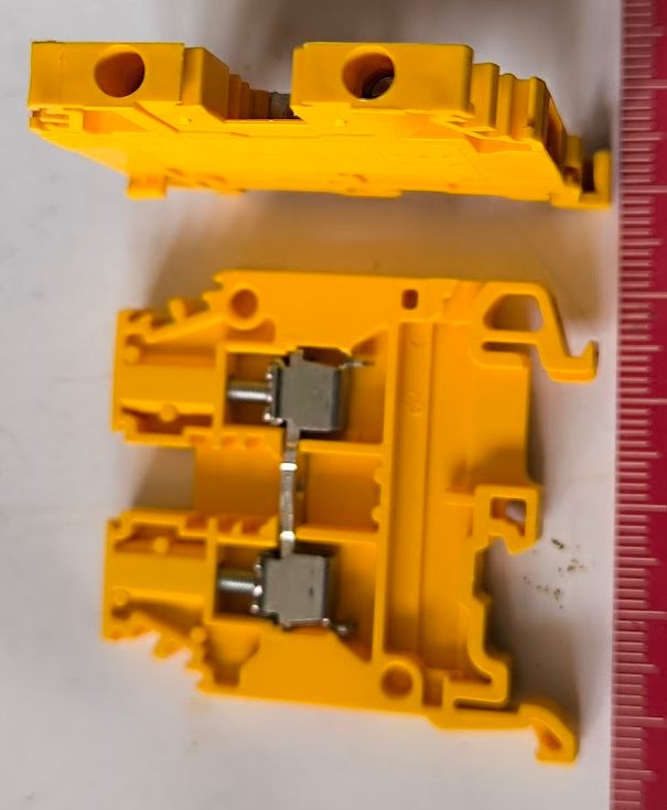 TE Connectivity 1SNA105486R1200 MA2 5/5 TERMINAL BLOCK YELLOW,Entrelec .. balení 10ks za 150Kč