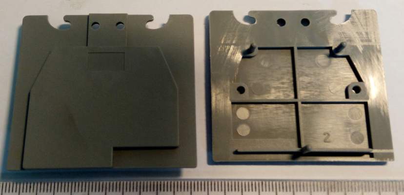 Koncová sekce 1SNA113102R1000 řady SCF Entrelec .. balení 20ks za 50Kč