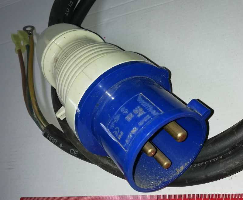 Walther Werke 230306 CEE zástrčka 32 A 3pólový 230V na kabelu 2,5m