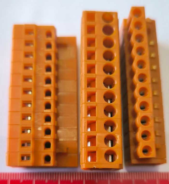 231-311/026-000  WAGO 11pin, 1vodičová pružinová svorkovnice; CAGE CLAMP®; 2,5 mm²; Rozteč 5,08 mm  .. použitý / used  ..  balení 6ks