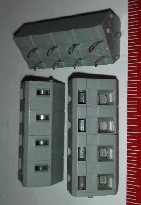 WAGO 236-504 Svorka na desky plošných spojů; 2,5 mm²; Rozteč 7,5/7,62 mm; 4pól.; CAGE CLAMP®