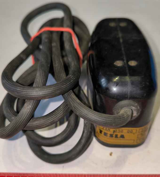 2AN05000 - mazací tlumivka pro magnetofonové pásky, TESLA, 220V 50Hz, na ND   .. cena na dotaz / price on request