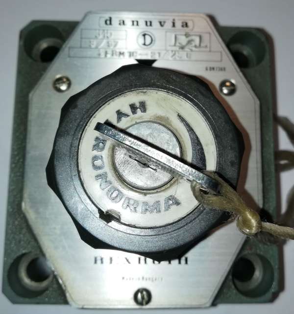 2FRM10-21-25Q + 1 klíček, DANUVIA .. cena na dotaz / price on request