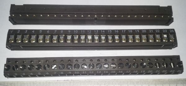 31007124-09 svorkovnice 24pin RIA connect