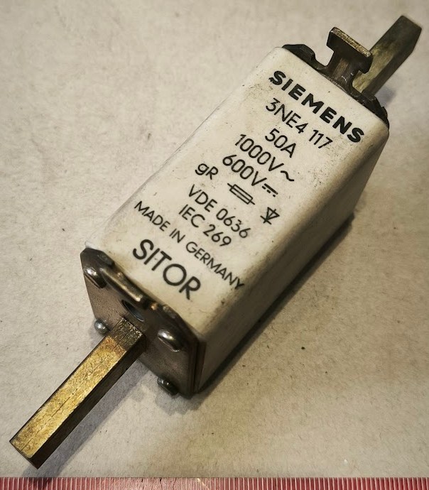 Pojistka SIEMENS 3NE4117 50A 1000V
