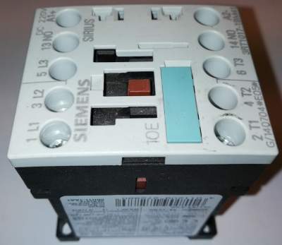 3RH1131-1BB40  stykač SIEMENS 24Vdc   .. cena na dotaz / price on request