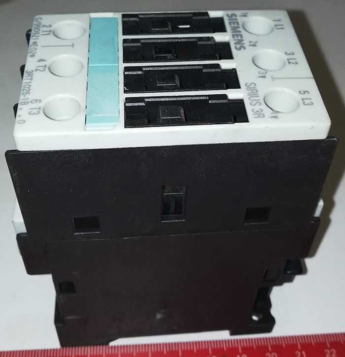 SIRIUS 3RT1025-1B..0 - stykač - SIEMENS 24Vdc    .. cena na dotaz / price on request