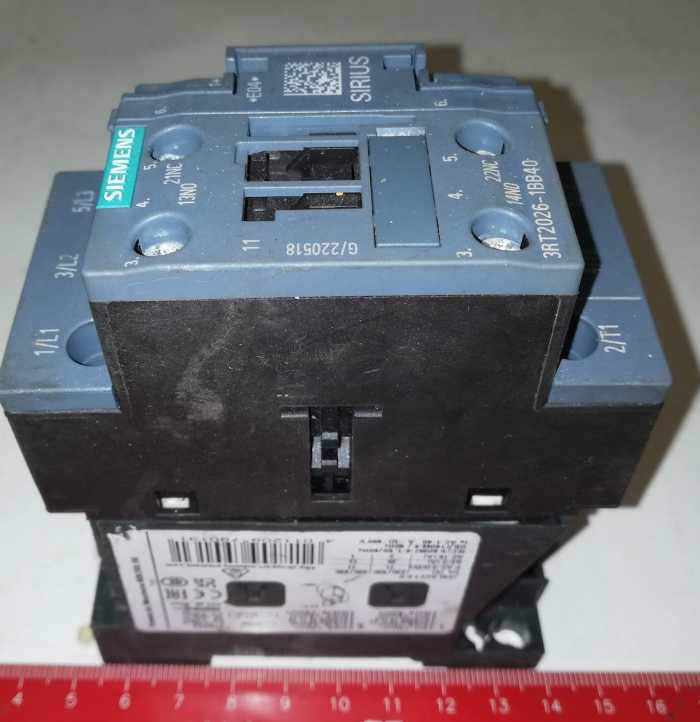 3RT2026-1BB40 -  24V