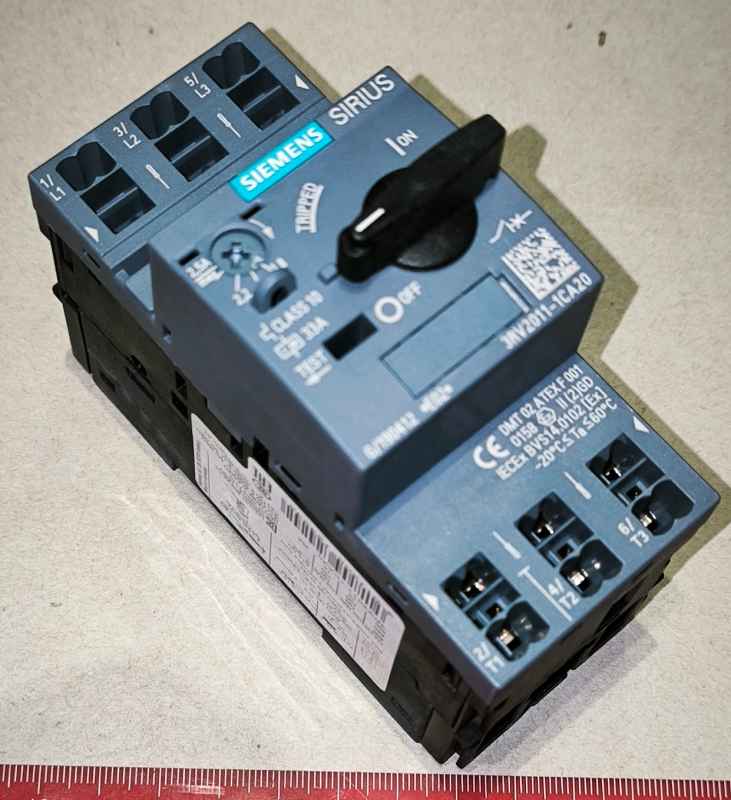 Siemens 3RV2011-1CA20 výkonový vypínač  .... cena na dotaz / price on request
