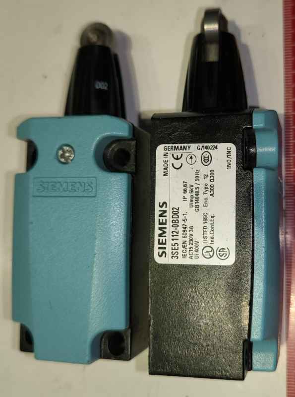 3SE5112-0BD02 - Koncový spínač 6 A 1 NO/1 NC 400V IP66/IP67