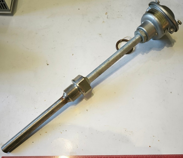 405112375832 - 2xPt100/2,  -200+600°C,stonek 30cm, od závitu 13cm   .. cena na dotaz / price on request