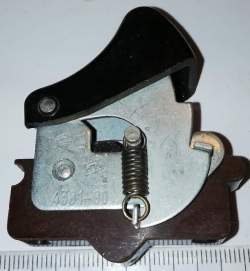 není skladem - spínač 4381-80   .. cena na dotaz / price on request