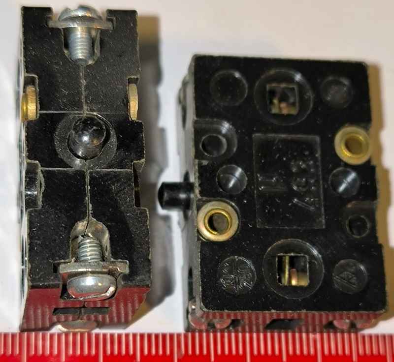 4939-00 - 1x sp.+ 1x rozp.kontakt  .. cena na dotaz / price on request