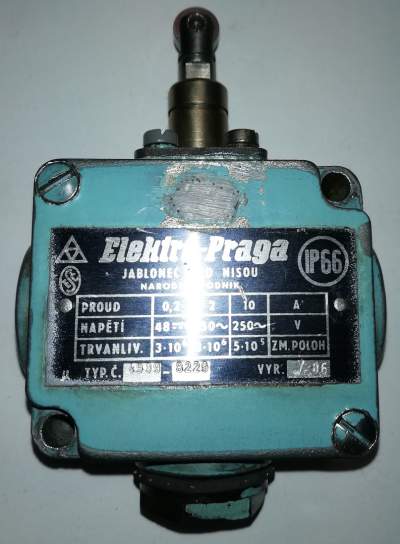4939-8229 koncový spínač  Elektro Praga, z demontáže