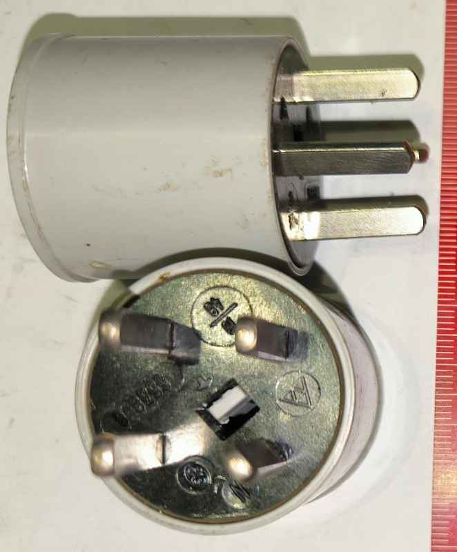 konektor 5538-6 použitý   .. cena na dotaz / price on request