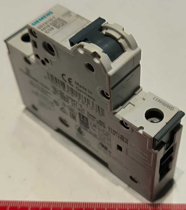 SIEMENS Jistič MCB B10 5SY6110-6  15kA