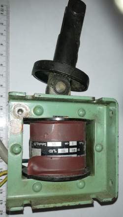 6830.008 TGL9835 - elektromagnet 380V/50Hz, starší  ..  .. cena na dotaz / price on request