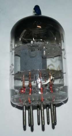 6CC42 - elektronka TESLA