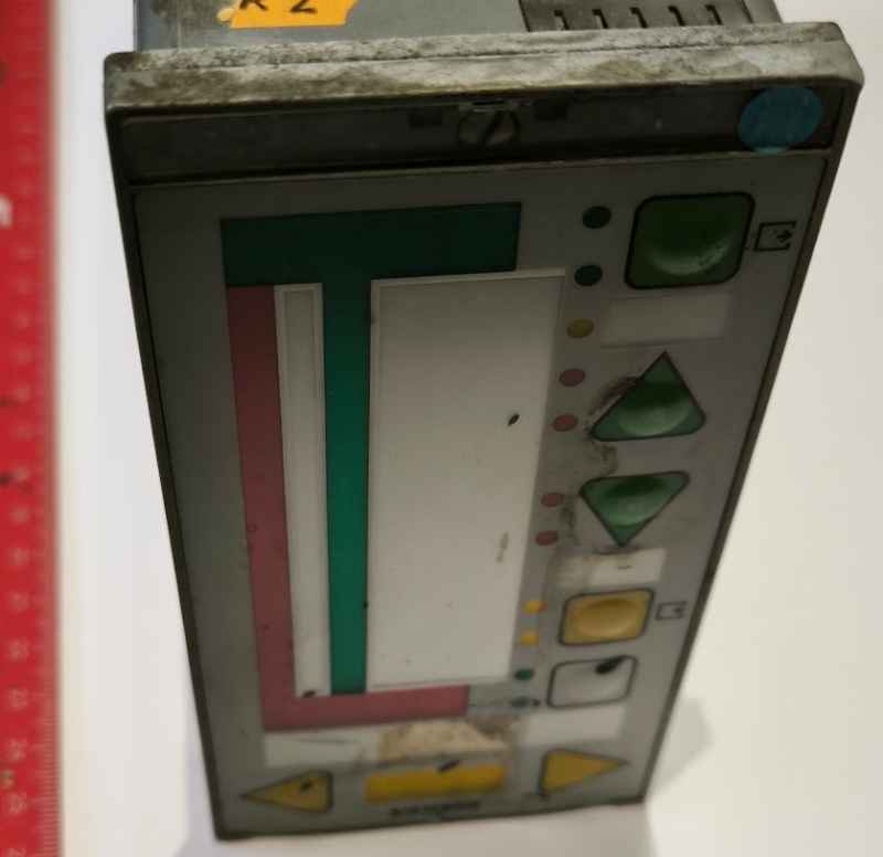 Siemens SIPART DR22 6DR2200 Process Control  .. upravená stupnice  .. použitý / used   .. cena na dotaz / price on request