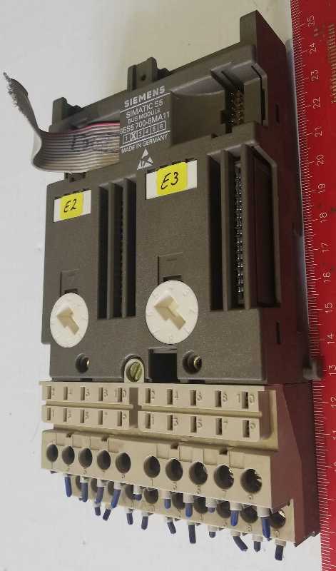 modul SIMATIC S5-95U .. 6ES5700-8MA11 ..  chybí přívodní konektor ... na náhradní díly