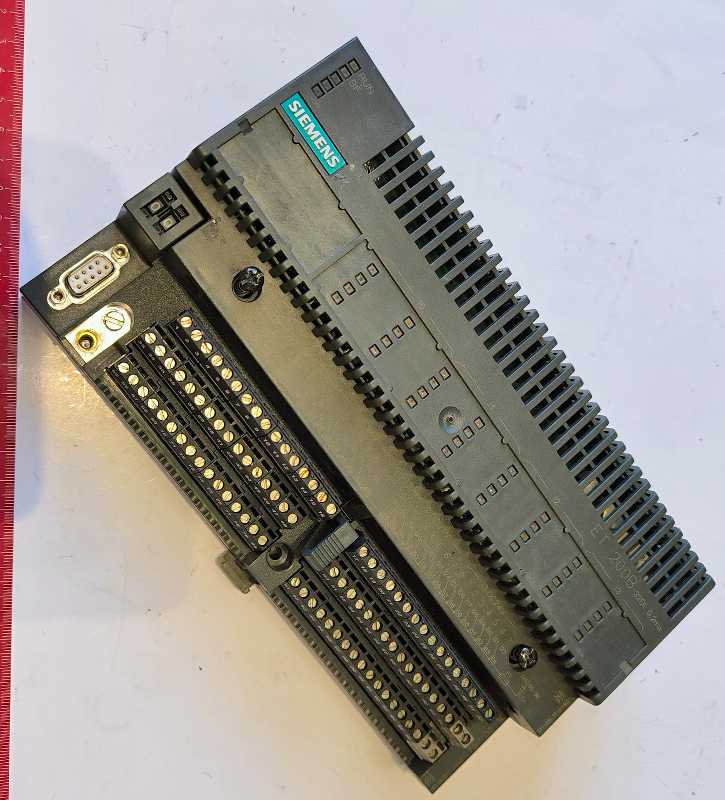 Siemens ET 200B-32DI Digital Input Module - 6ES7193-0CB10-0XA0  starší z demontáže .. cena na dotaz / price on request