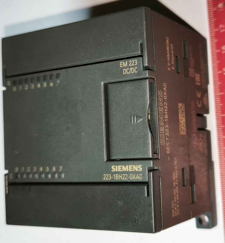 SIEMENS SIMATIC EM 223 - 6ES7223-1BH22-0XA0    .. cena na dotaz / price on request