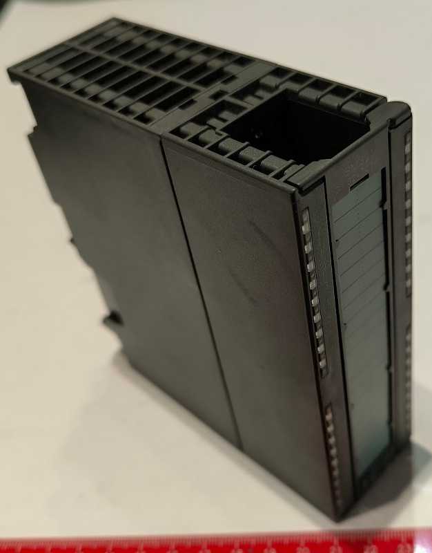 6ES7321-1BL00-0AA0 -  Modul vstupního relé, SIMATIC S7-300 Series  .. použitý / used