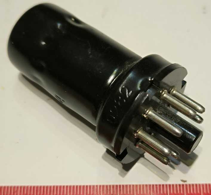 Elektronka 6Ž8  SSSR - 6Ж8