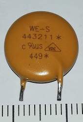 WE-S 443211 (820443211E)  Disk Varistor HighSurge WE-VD, vývody 5mm .. balení 40ks za 90Kč