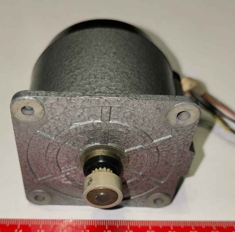 VINTAGE K82105 THE A.W. HAYDON COMPANY LOGIC STEPPER MOTOR REVERSIBLE 12 VDC   .. cena na dotaz / price on request