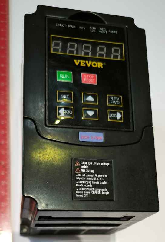 VEVOR frekvenční měnič VFD 1 hp, 0,75 kW  .. použitý / used