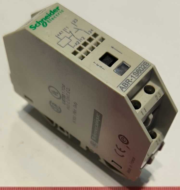 Schneider Electric ABR1S602B INTERFACE RELAY, ELECTROMECHANICAL  .. použitý / used .. cena na dotaz / price on request