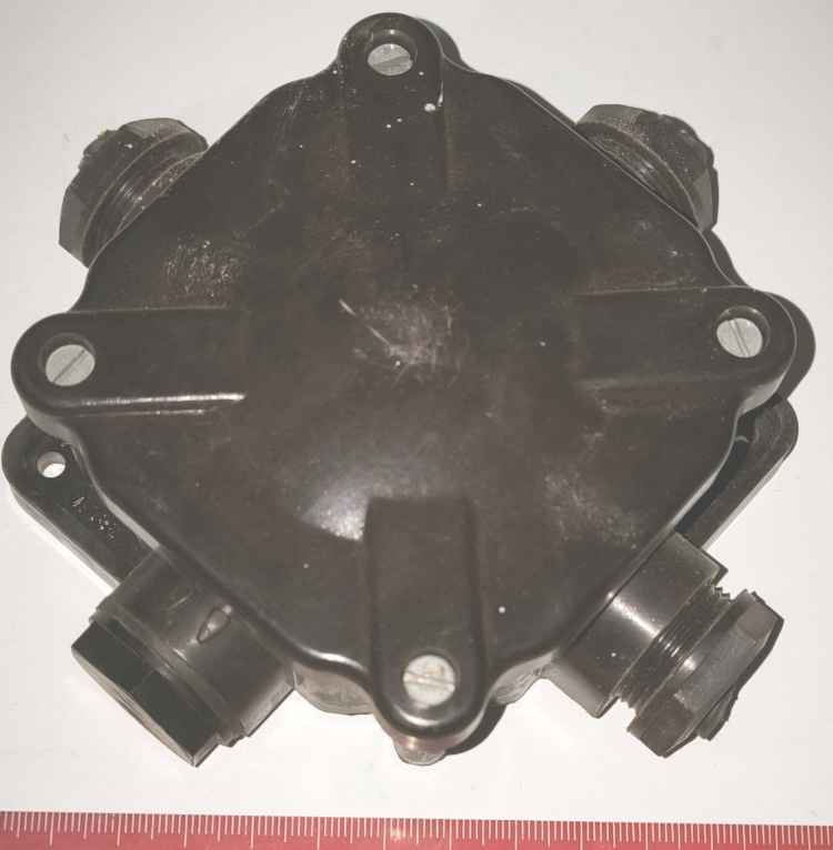 Acidur- bakelitové montážní krabice originál z 80 let  .. použitý / used