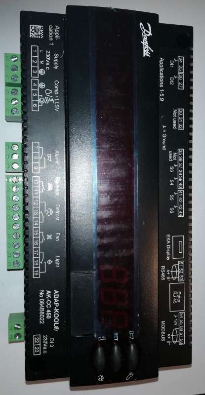 ADAP KOOL Case controller AK-CC 450 (084B8022) 230Vac .. cena na dotaz / price on request