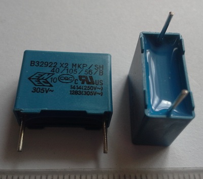 C u33 305Vac 20% MKP X2 .. balení 25ks za 80Kč