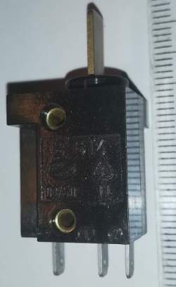 mikrospínač B614   .. cena na dotaz / price on request