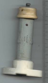 VN kondenzátor 1k0 / 3800V