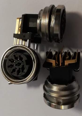 C091 51G008 200 2 - M16 PCB mounting female receptacle with ring nut. 8 contacts, gold plated. Contacts included.