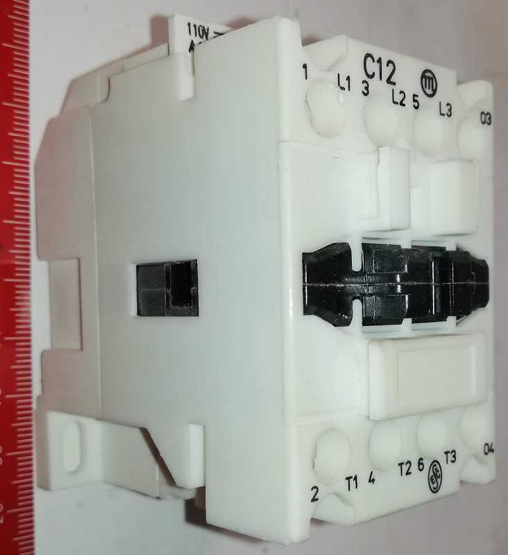 stykač C12 110Vdc  .. cena na dotaz / price on request