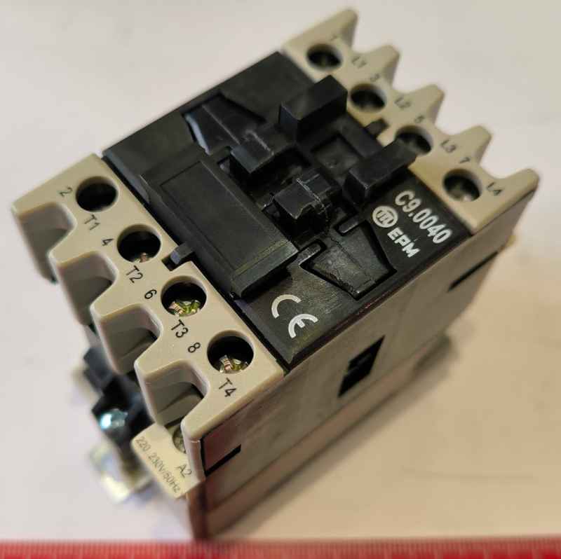 stykač C9.0040 - 220-230V 50Hz, EPM, nový,    .. cena na dotaz / price on request