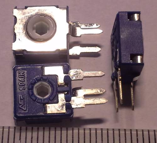 R trimr 500R 0,15W 20%, 200V, stojatý, CA9 MH2,5 500R     .. balení 50ks za 90Kč