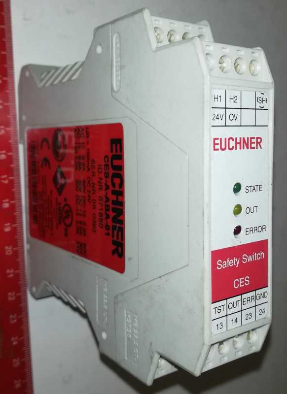 EUCHNER 071850 CES-A-ABA-01 Bezpečnostní relé  .. cena na dotaz / price on request