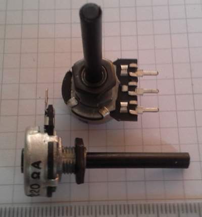 potenciometr uhlíkový 220R 0,25W 20% 250V