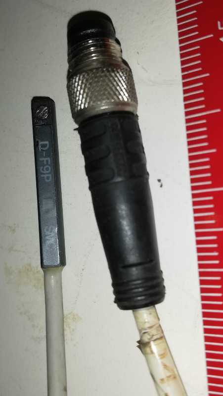 SMC D-F9P, Solid State Switch cable L=250mm Plug M8 3-pin plastic screwed   .. použitý / used